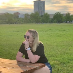 Meet your Posher, Makayla